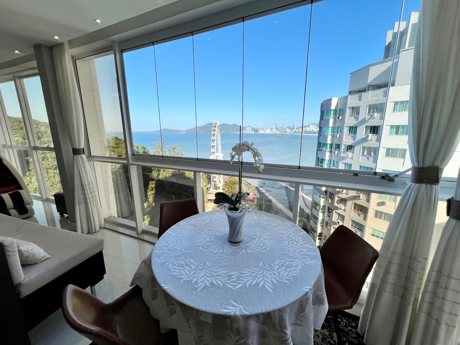 Apartamento no Ed. Italian em Balneário Camboriú