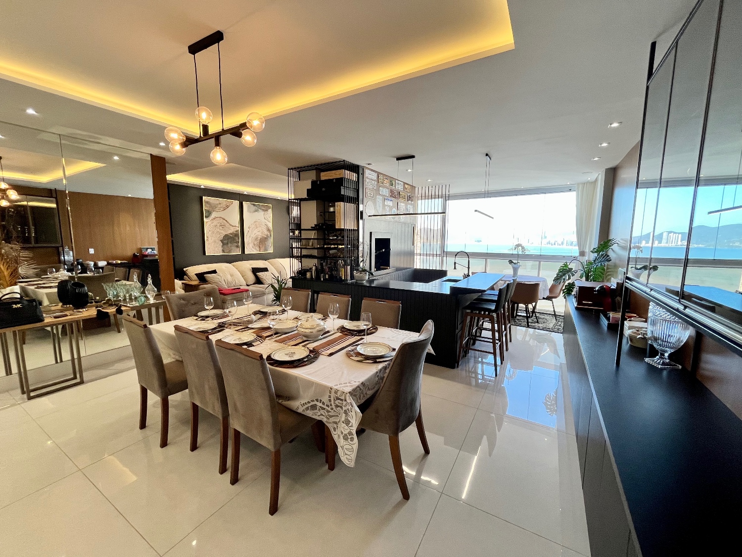 Apartamento no Ed. Italian em Balneário Camboriú