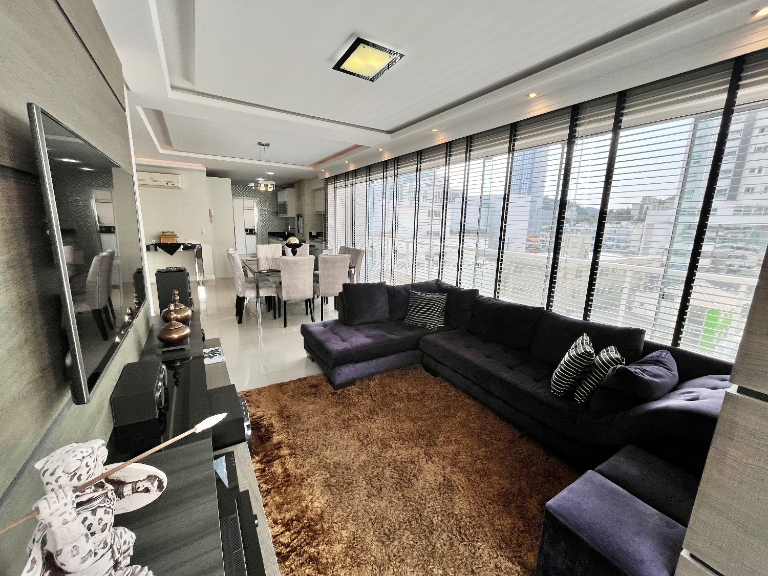 Apartamento diferenciado no Ed. Águas do Iguassu em Balneário Camboriú - foto 8
