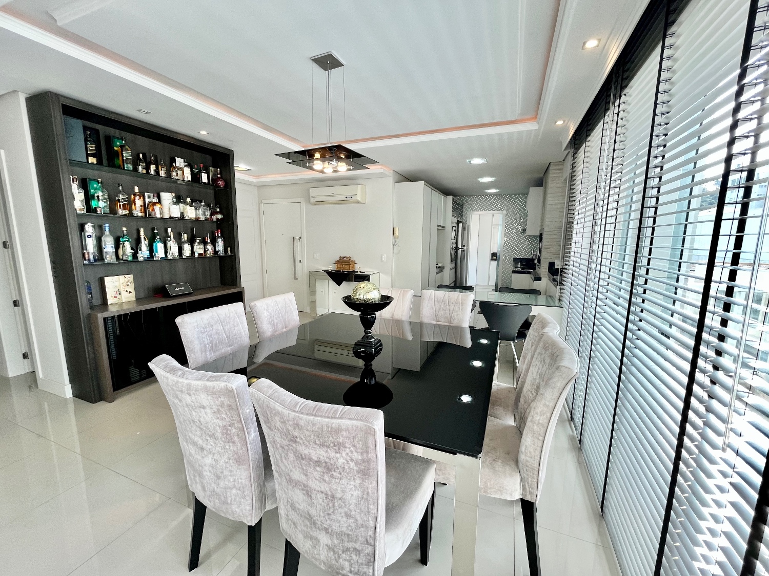 Apartamento diferenciado no Ed. Águas do Iguassu em Balneário Camboriú - foto 10