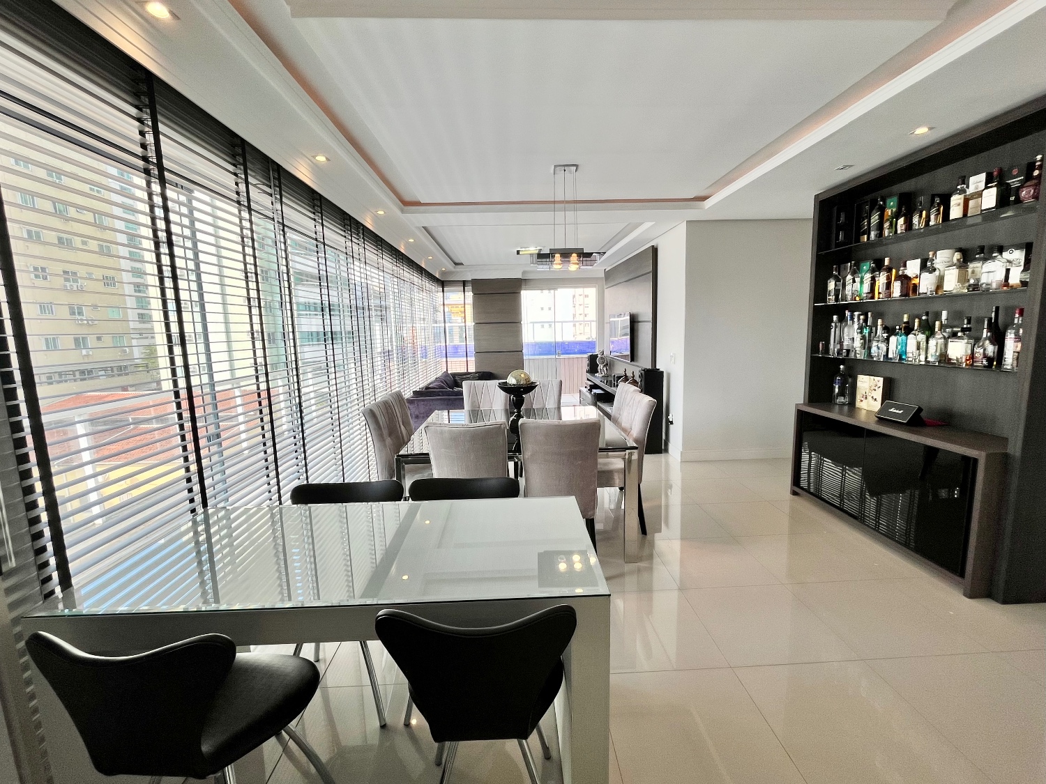 Apartamento diferenciado no Ed. Águas do Iguassu em Balneário Camboriú - foto 12