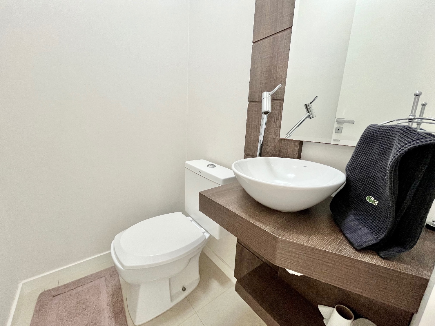 Apartamento diferenciado no Ed. Águas do Iguassu em Balneário Camboriú - foto 15