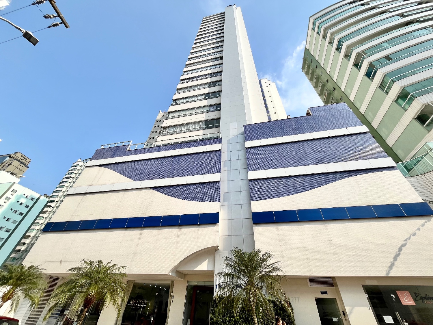 Apartamento diferenciado no Ed. Águas do Iguassu em Balneário Camboriú - foto 22