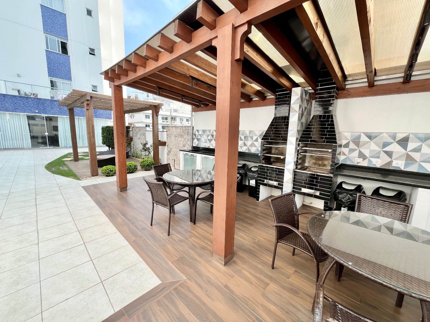 Apartamento diferenciado no Ed. Águas do Iguassu em Balneário Camboriú - foto 24
