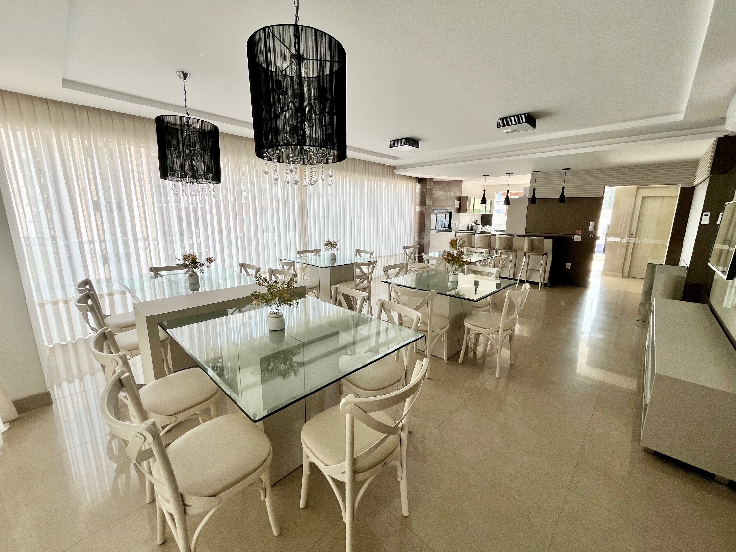 Apartamento diferenciado no Ed. Águas do Iguassu em Balneário Camboriú - foto 25