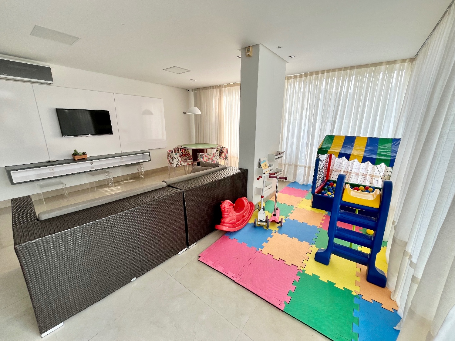 Apartamento diferenciado no Ed. Águas do Iguassu em Balneário Camboriú - foto 26