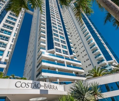 Apartamento no Ed. Costão da Barra Towers Residencial Club na Barra Sul em Balneário Camboriú - foto 26