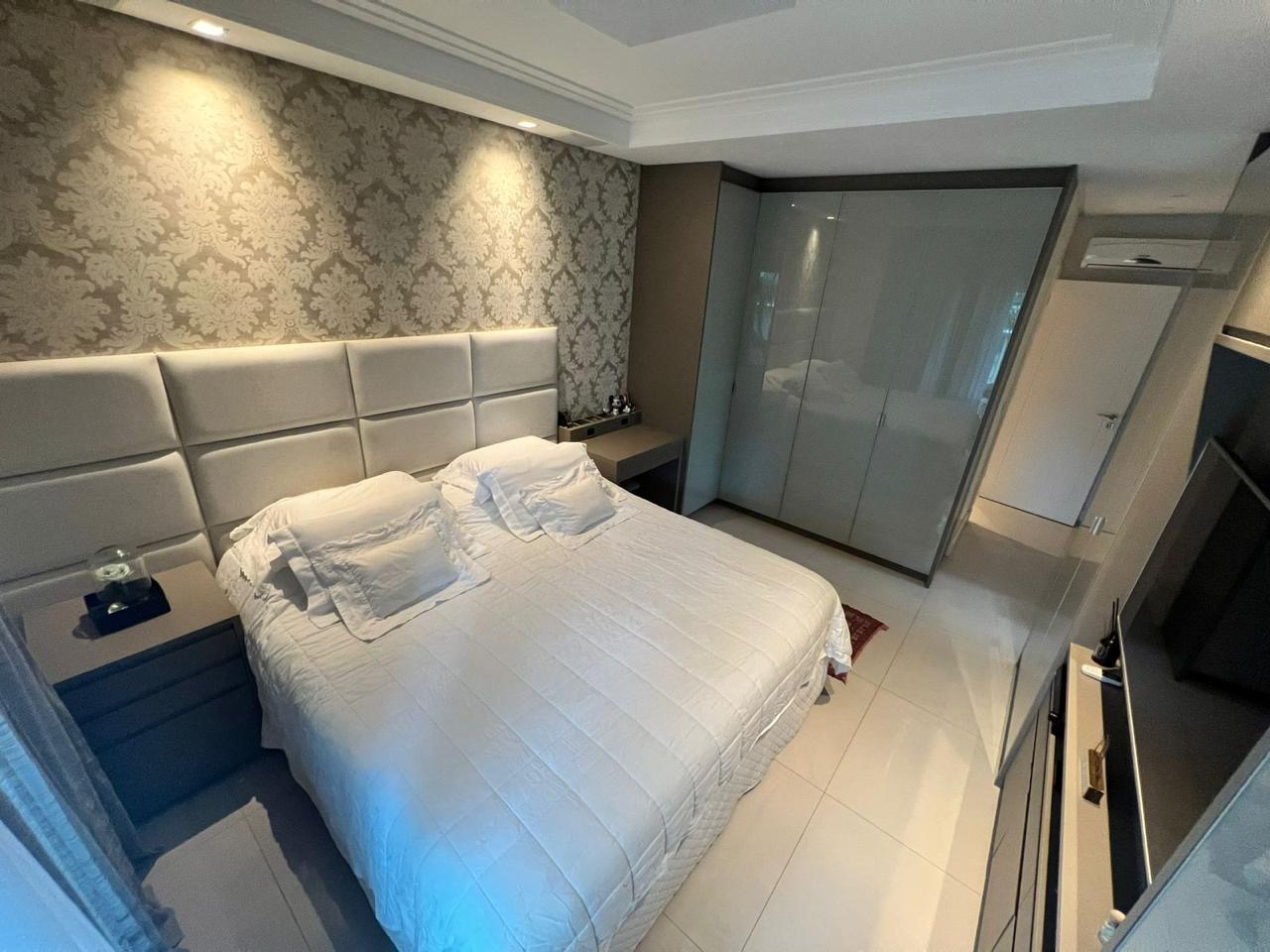 Apartamento diferenciado no Ed. Four Seasons em Balneário Camboriú - foto 14
