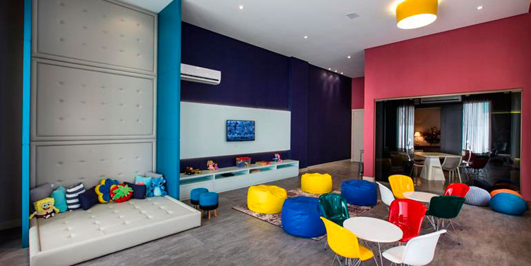 Apartamento diferenciado no Ed. Four Seasons em Balneário Camboriú - foto 31
