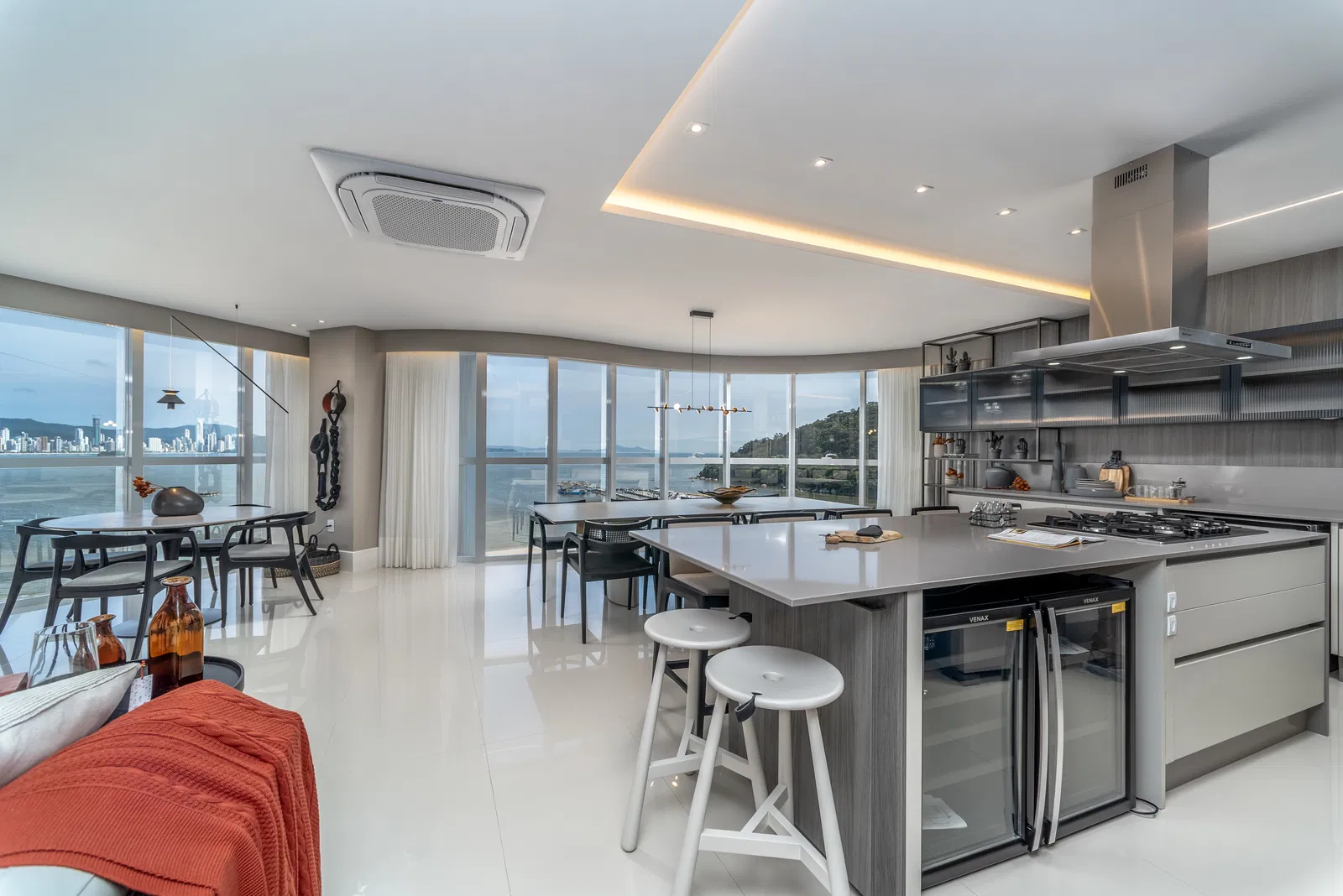 Apartamento no Ed. Ibiza Towers em Balneário Camboriú - foto 4