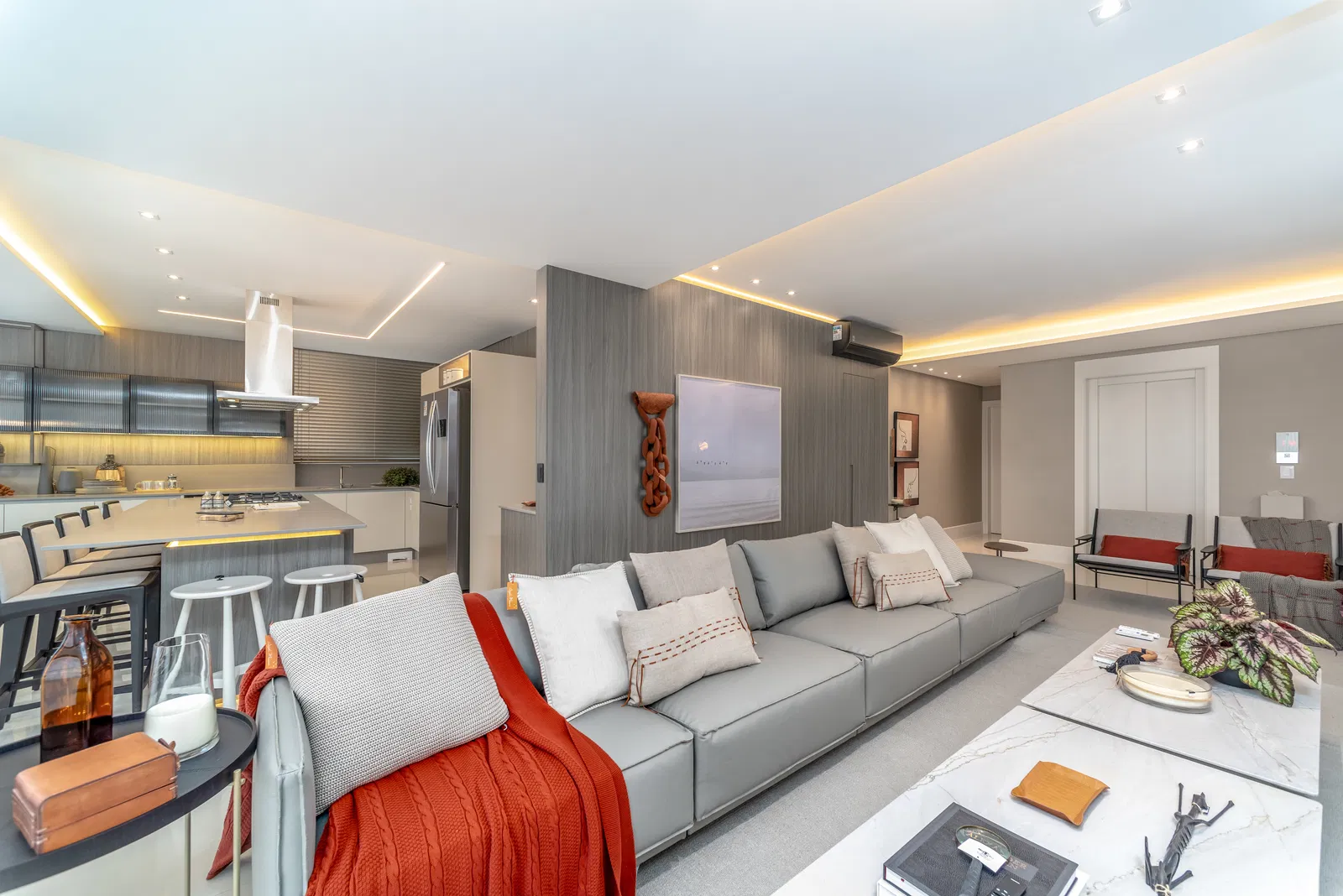 Apartamento no Ed. Ibiza Towers em Balneário Camboriú - foto 10