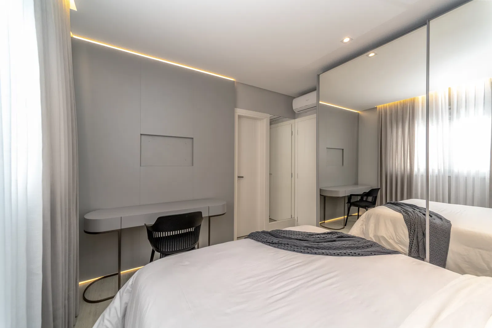 Apartamento no Ed. Ibiza Towers em Balneário Camboriú - foto 22