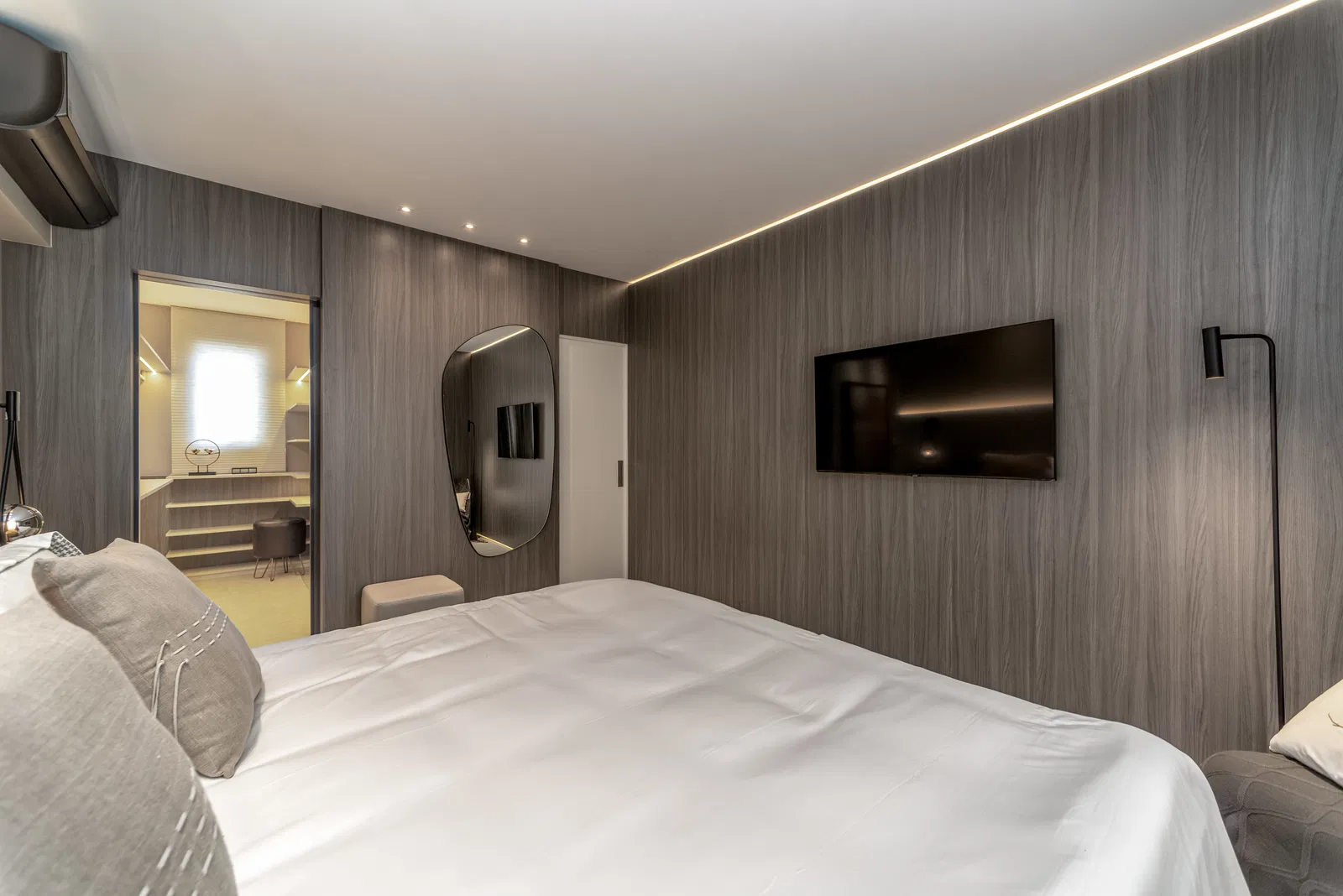 Apartamento no Ed. Ibiza Towers em Balneário Camboriú - foto 27