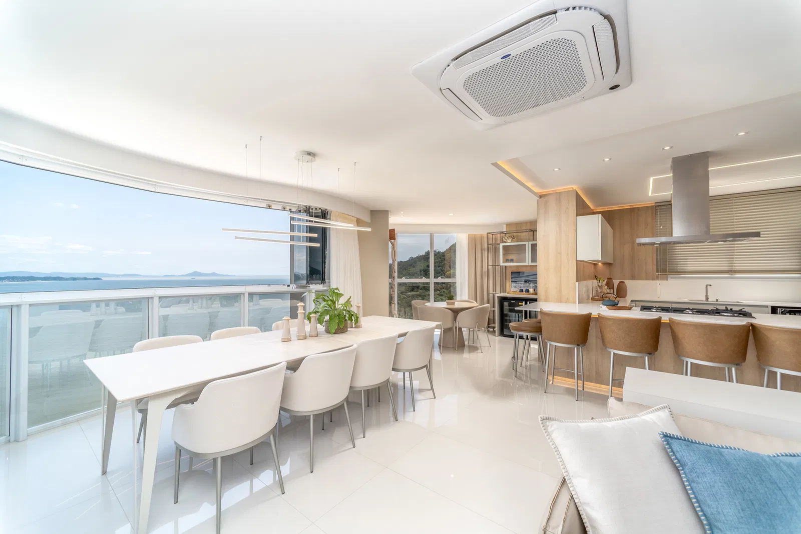 Apartamento no Ed. Ibiza Towers em Balneário Camboriú - foto 2