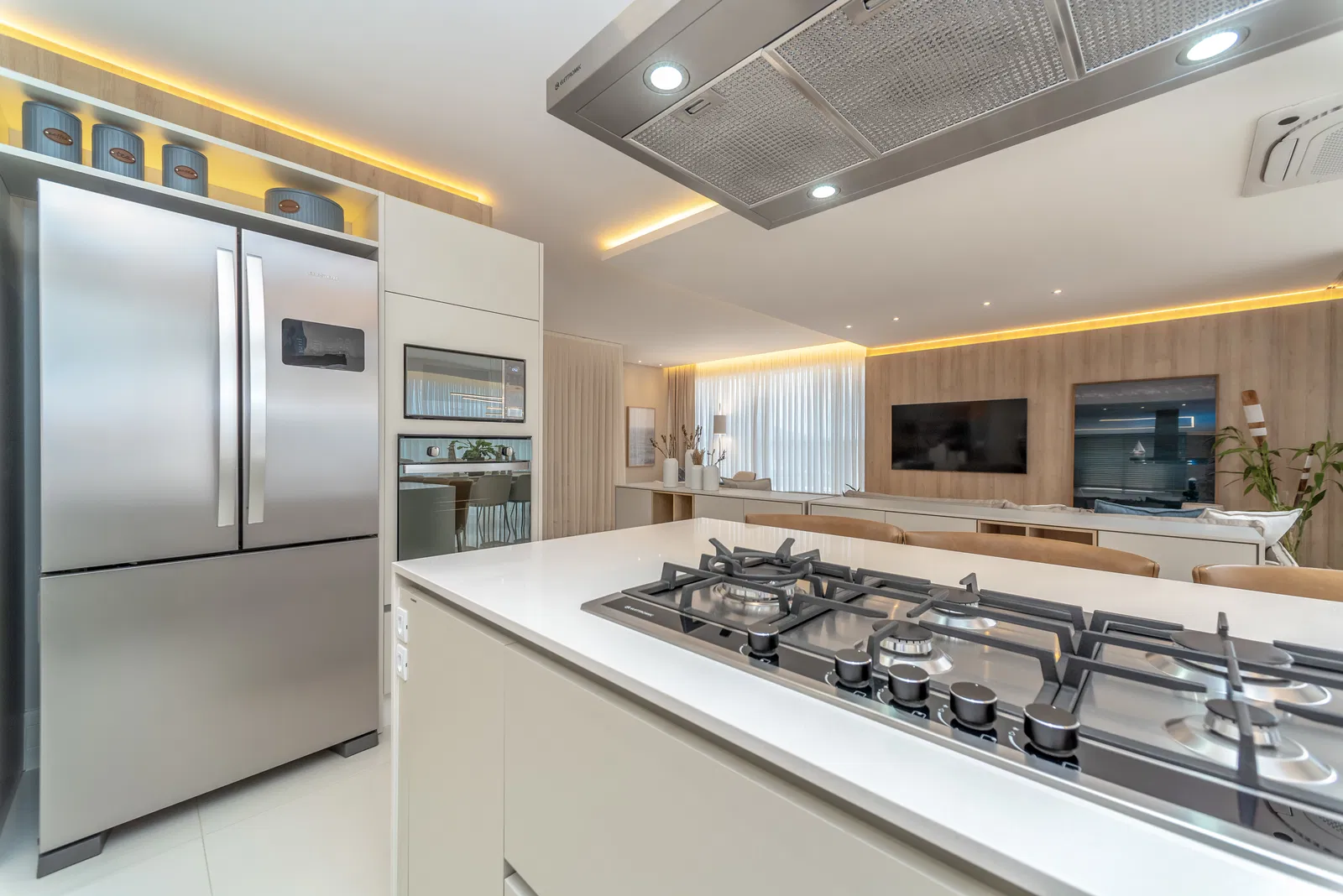 Apartamento no Ed. Ibiza Towers em Balneário Camboriú - foto 11