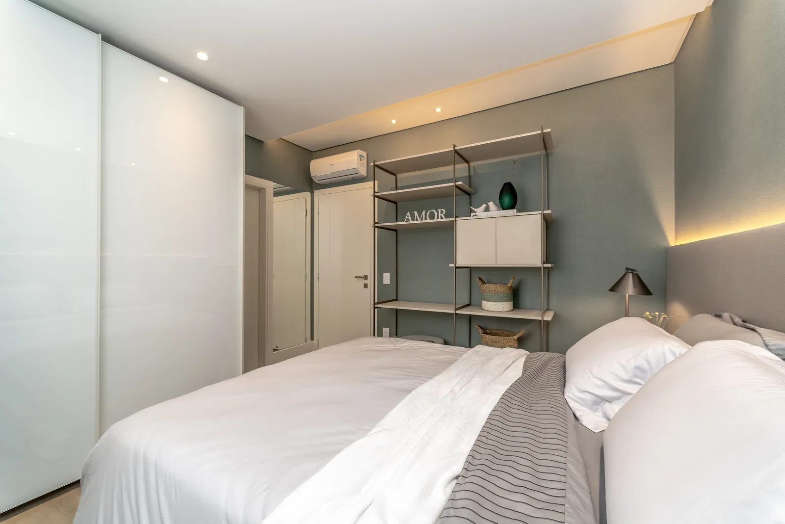 Apartamento no Ed. Ibiza Towers em Balneário Camboriú - foto 23
