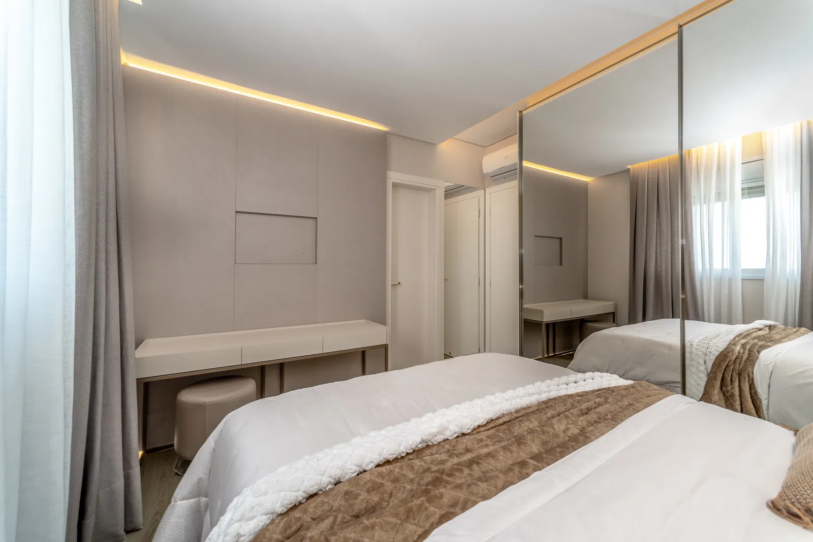 Apartamento no Ed. Ibiza Towers em Balneário Camboriú - foto 26