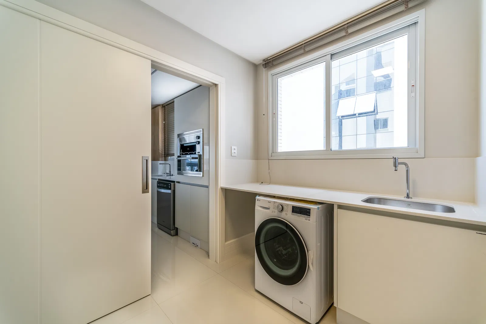 Apartamento no Ed. Ibiza Towers em Balneário Camboriú - foto 27