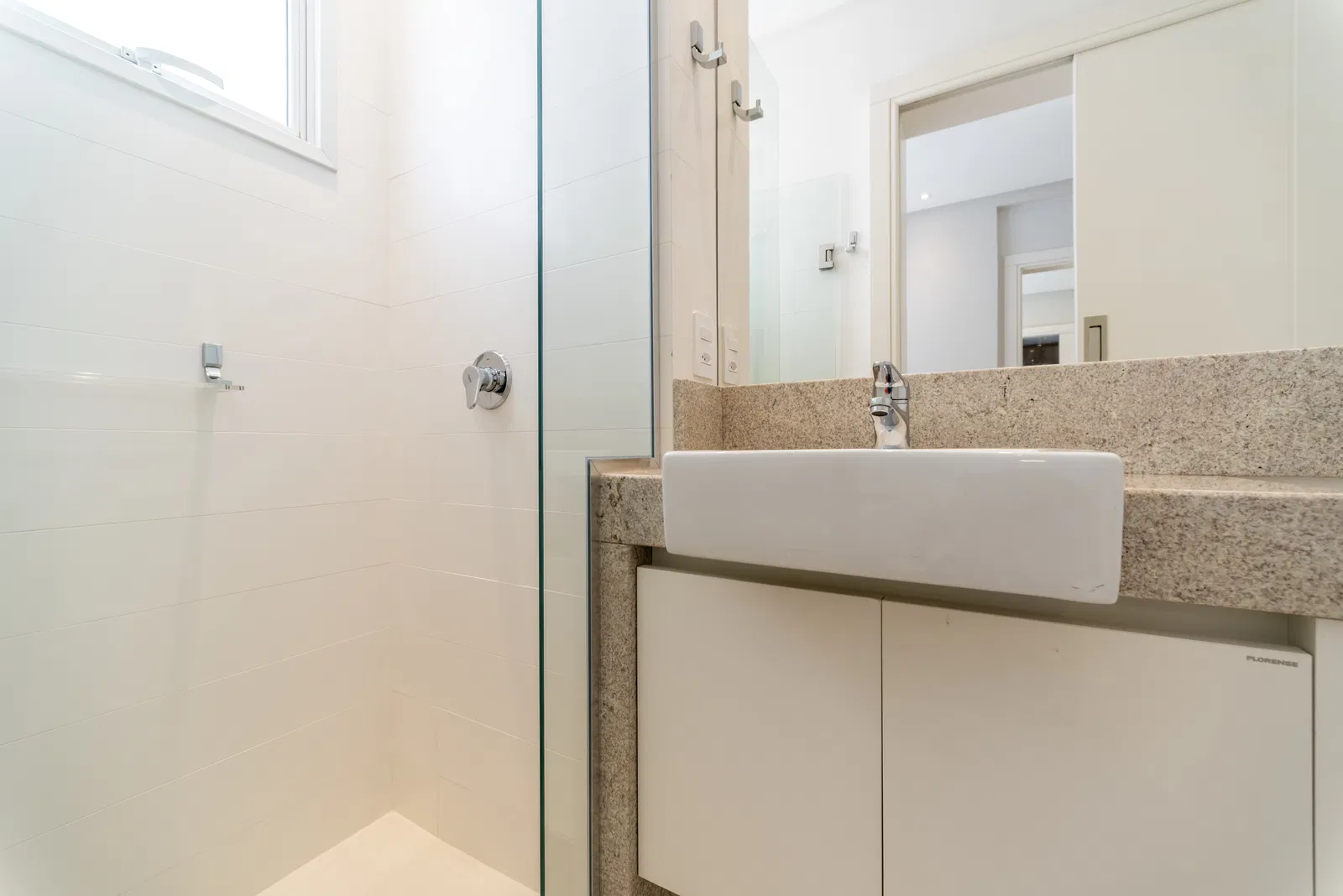Apartamento no Ed. Ibiza Towers em Balneário Camboriú - foto 30