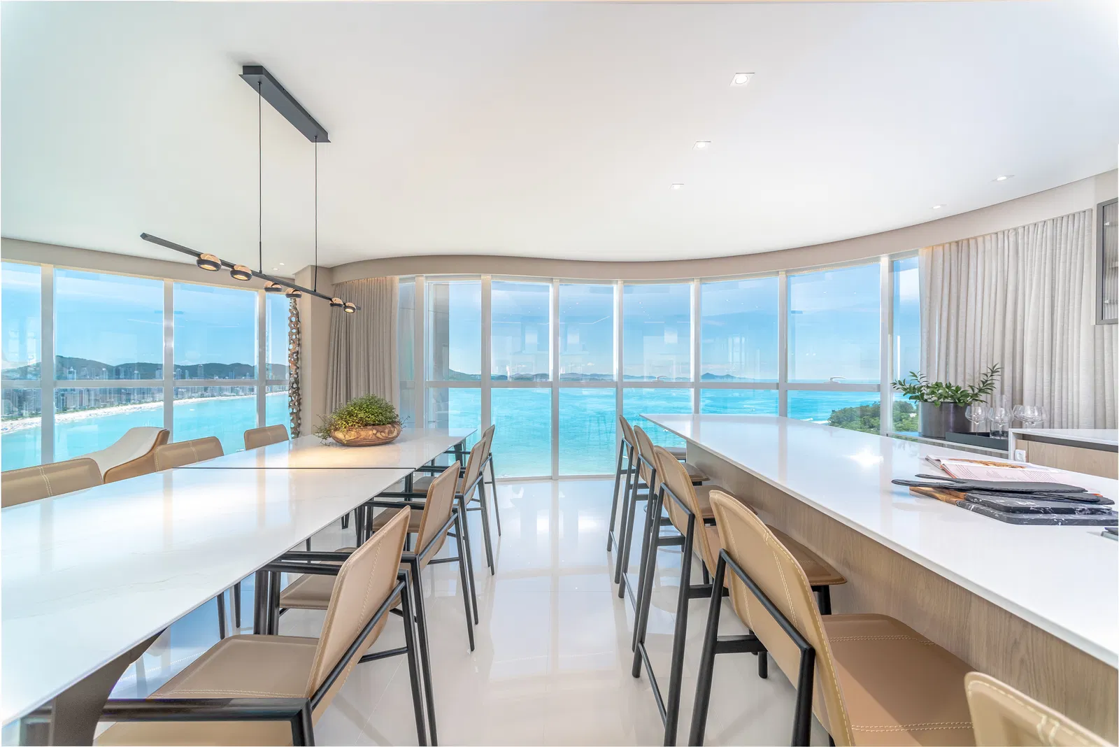 Apartamento no Ed. Ibiza Towers em Balneário Camboriú - foto 2