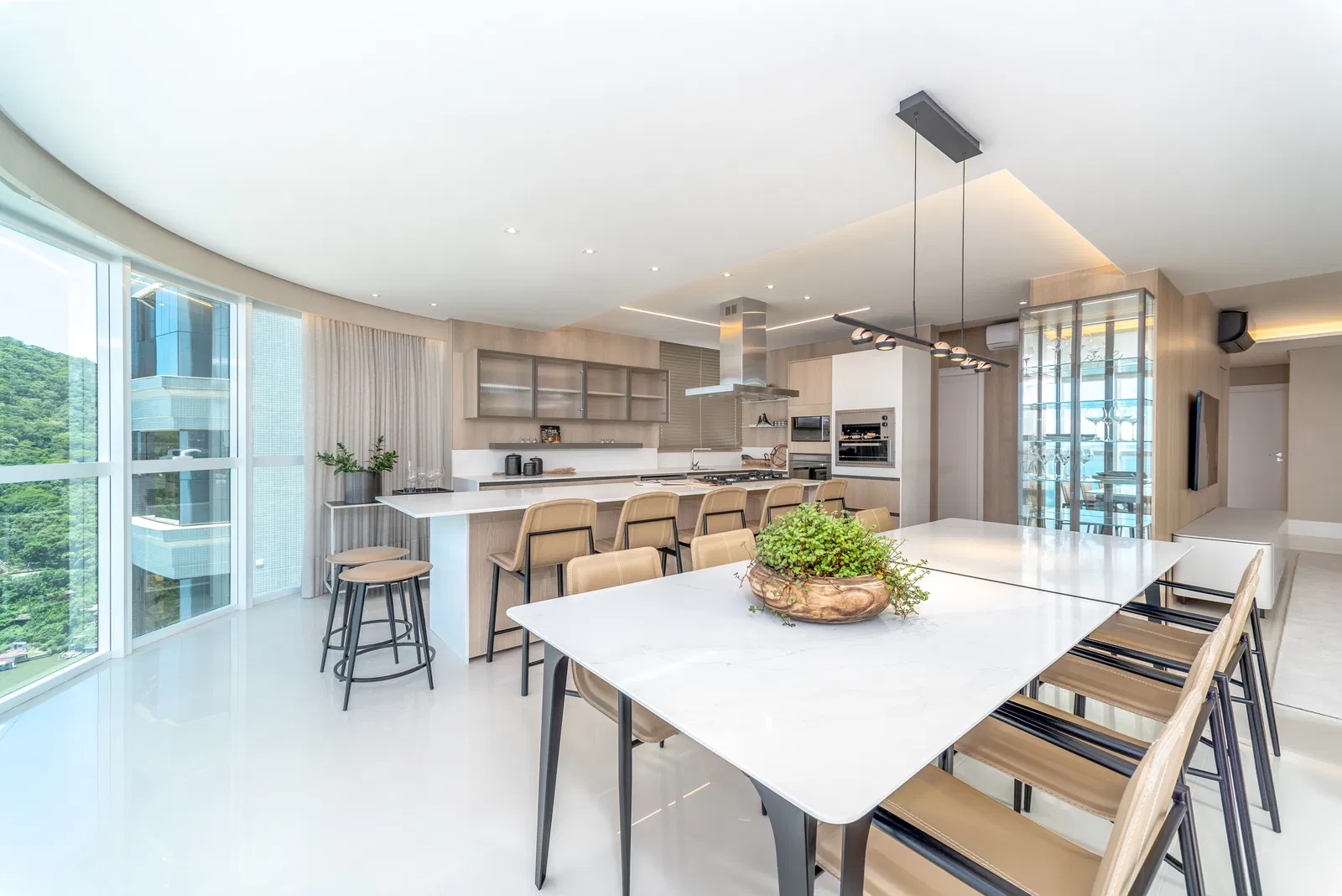Apartamento no Ed. Ibiza Towers em Balneário Camboriú - foto 5