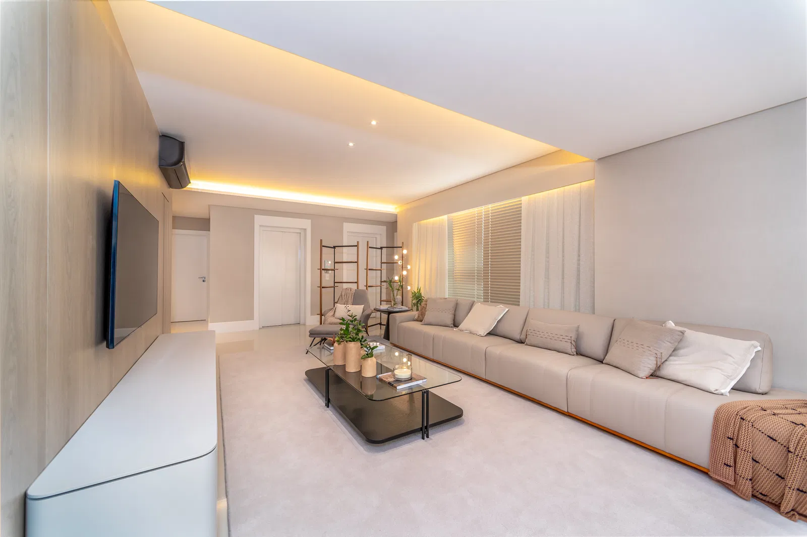 Apartamento no Ed. Ibiza Towers em Balneário Camboriú - foto 12