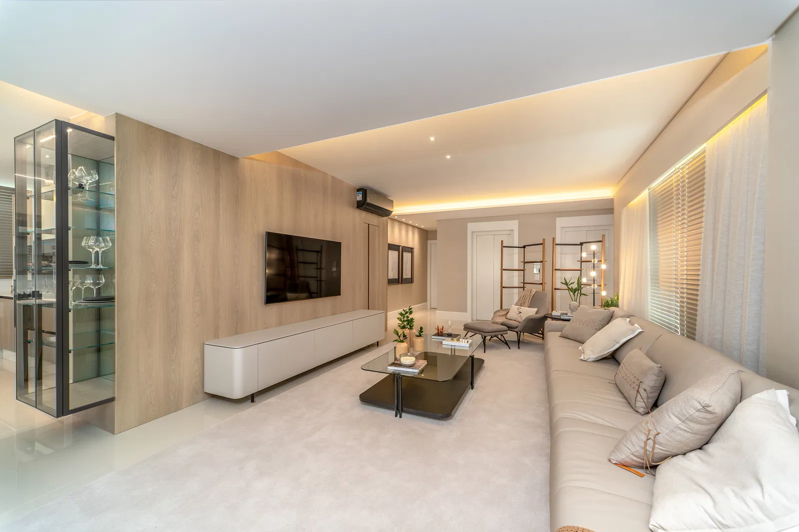 Apartamento no Ed. Ibiza Towers em Balneário Camboriú - foto 13