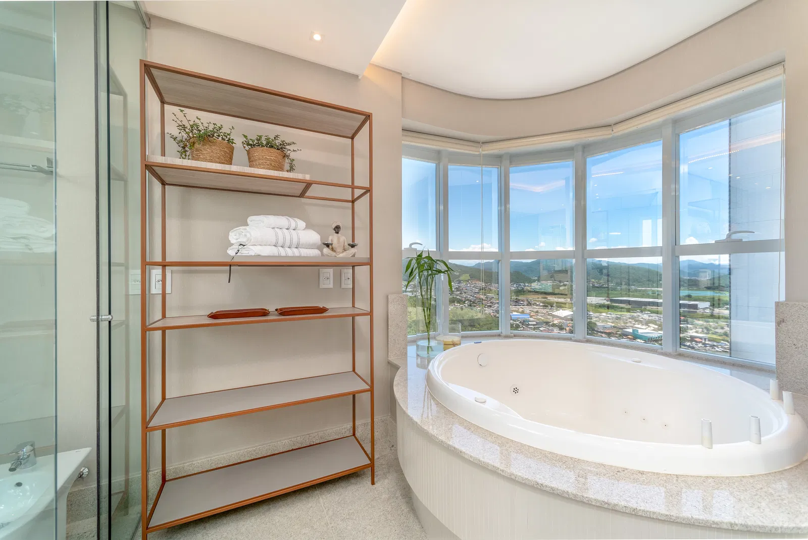 Apartamento no Ed. Ibiza Towers em Balneário Camboriú - foto 21