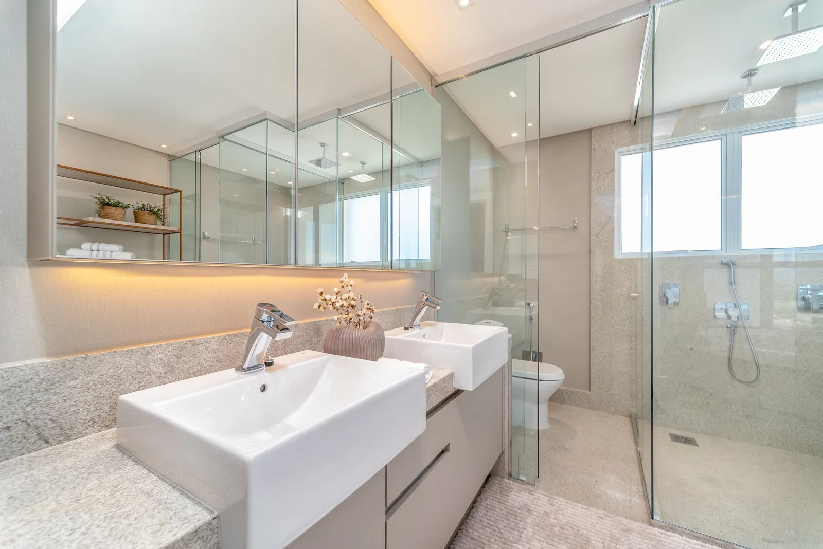 Apartamento no Ed. Ibiza Towers em Balneário Camboriú - foto 23