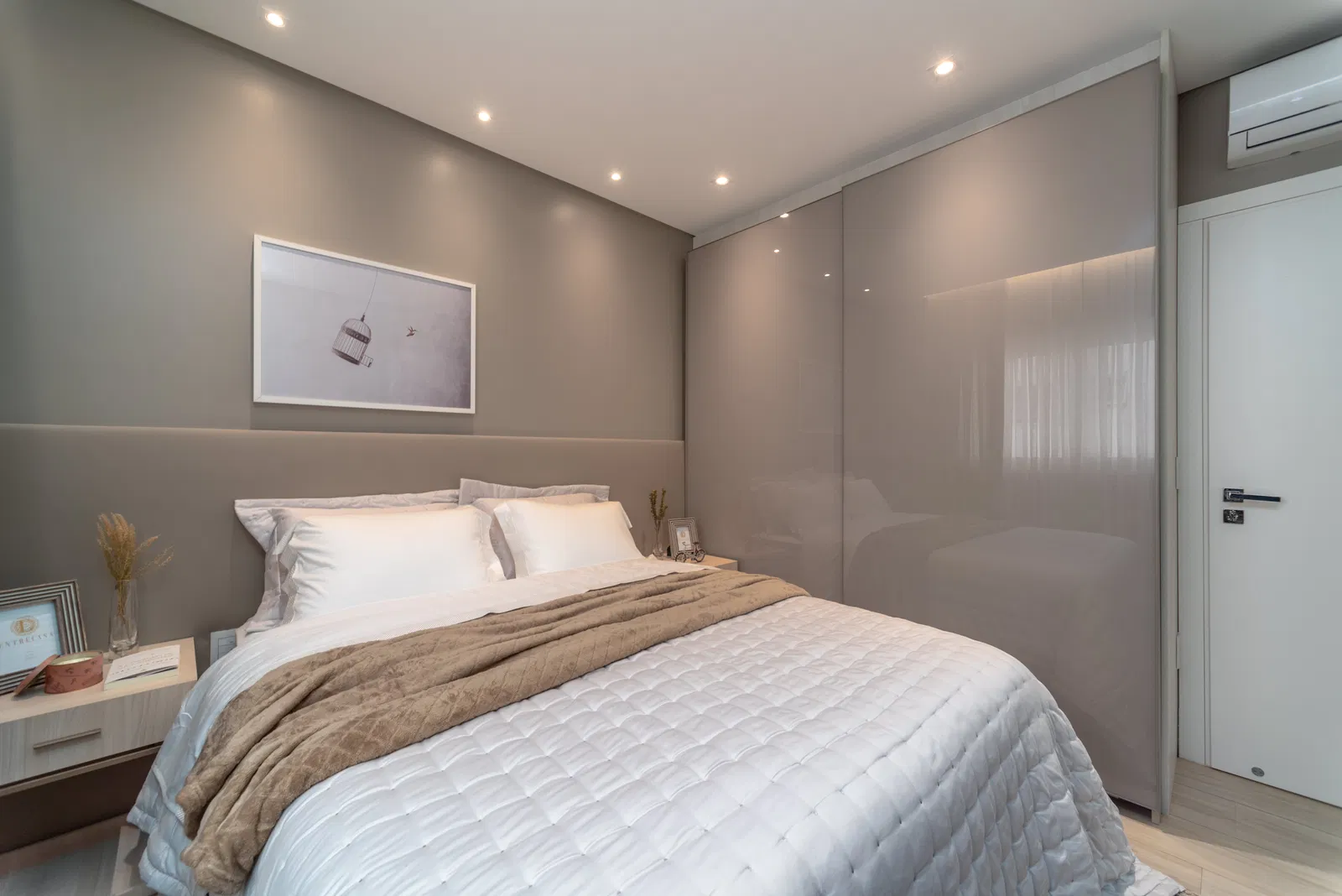 Apartamento no Ed. Ibiza Towers em Balneário Camboriú - foto 25