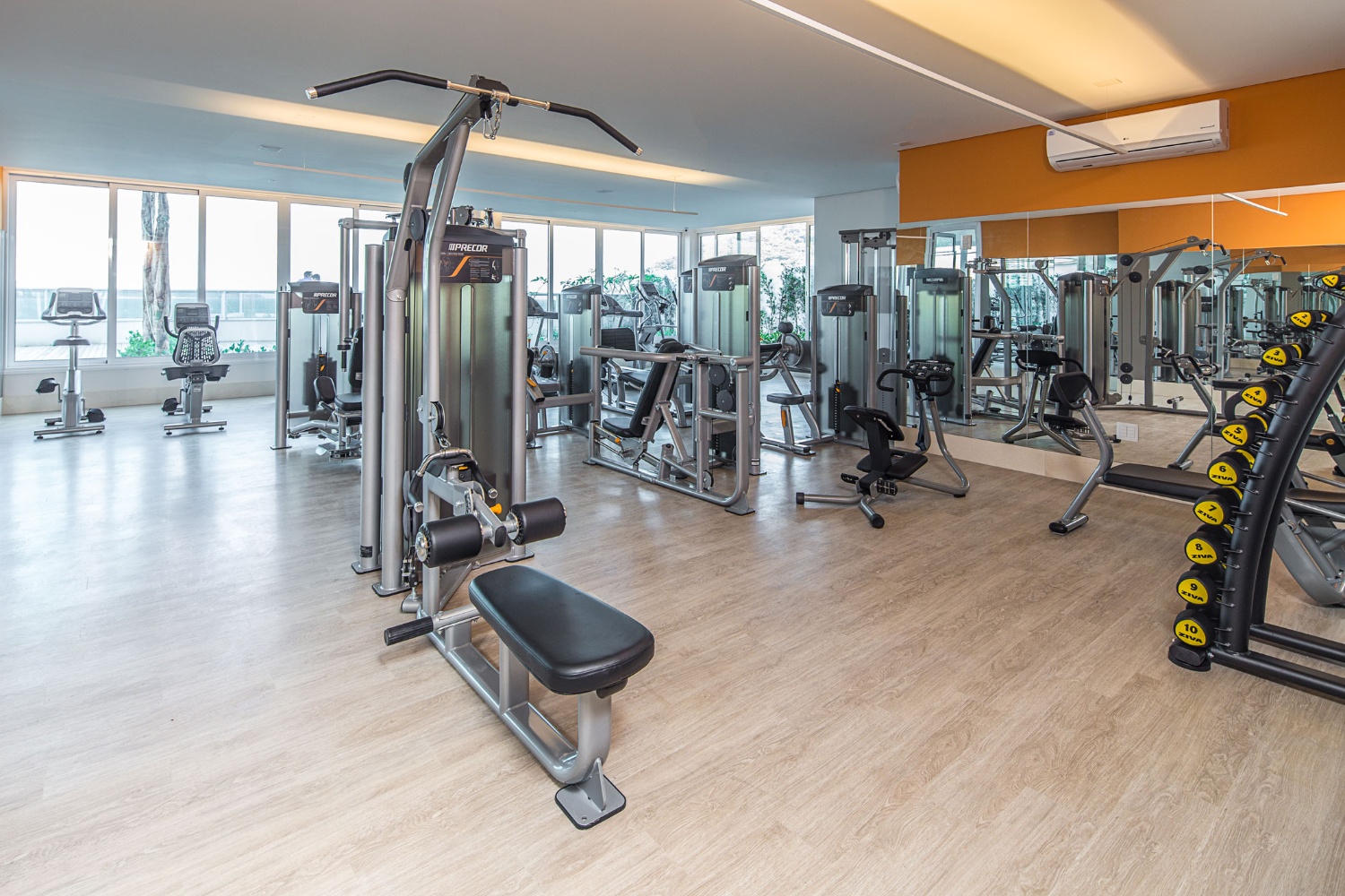 Apartamento no Ed. Ibiza Towers em Balneário Camboriú - foto 50