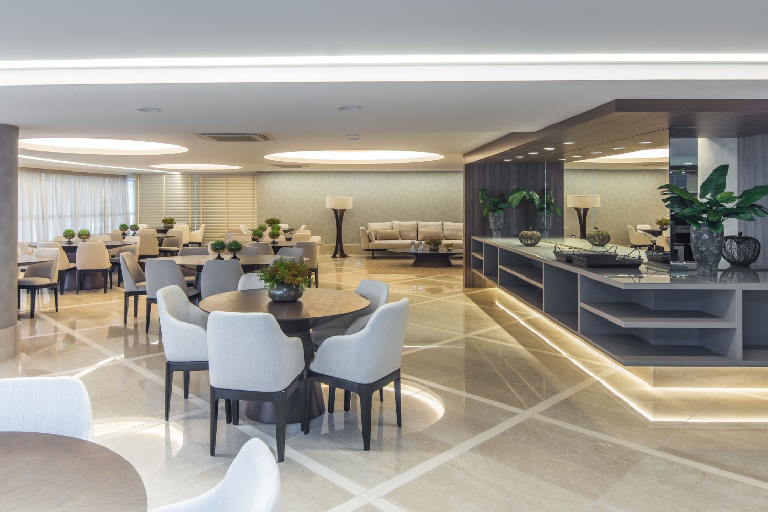Apartamento no Ed. Ibiza Towers em Balneário Camboriú - foto 55