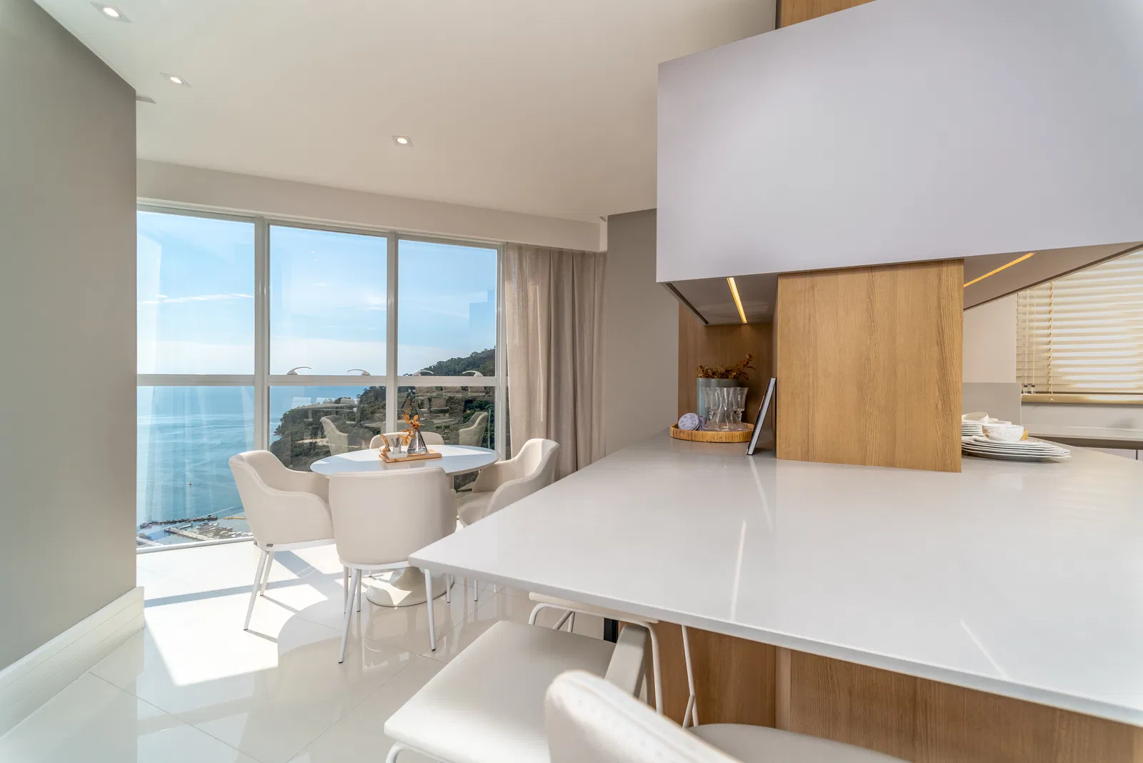 Apartamento no Ed. Ibiza Towers em Balneário Camboriú - foto 3