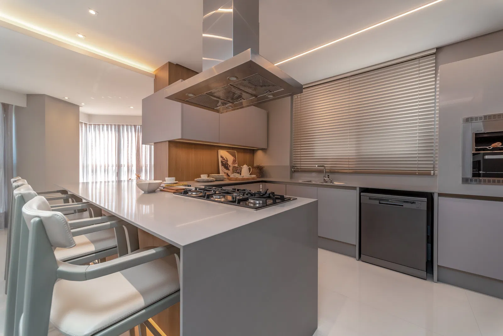 Apartamento no Ed. Ibiza Towers em Balneário Camboriú - foto 9
