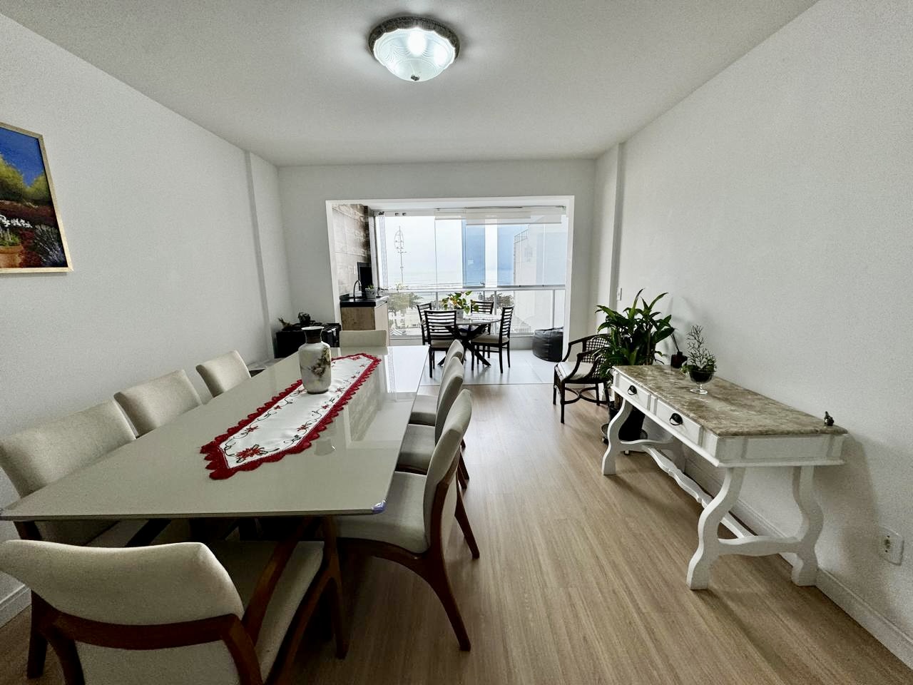 Apartamento no Ed. Paraíso em Balneário Camboriú