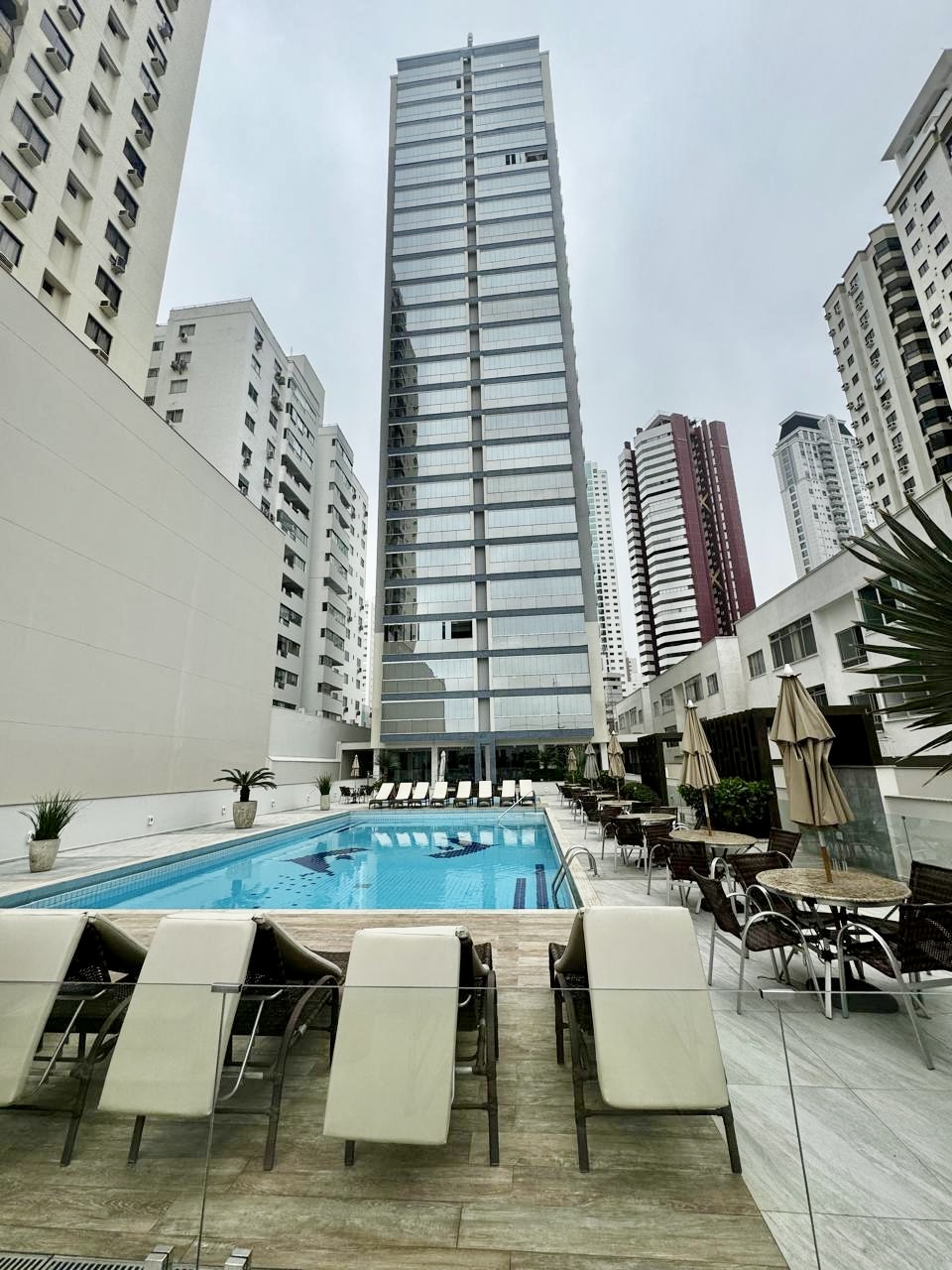 Apartamento no Ed. Paraíso em Balneário Camboriú - foto 15