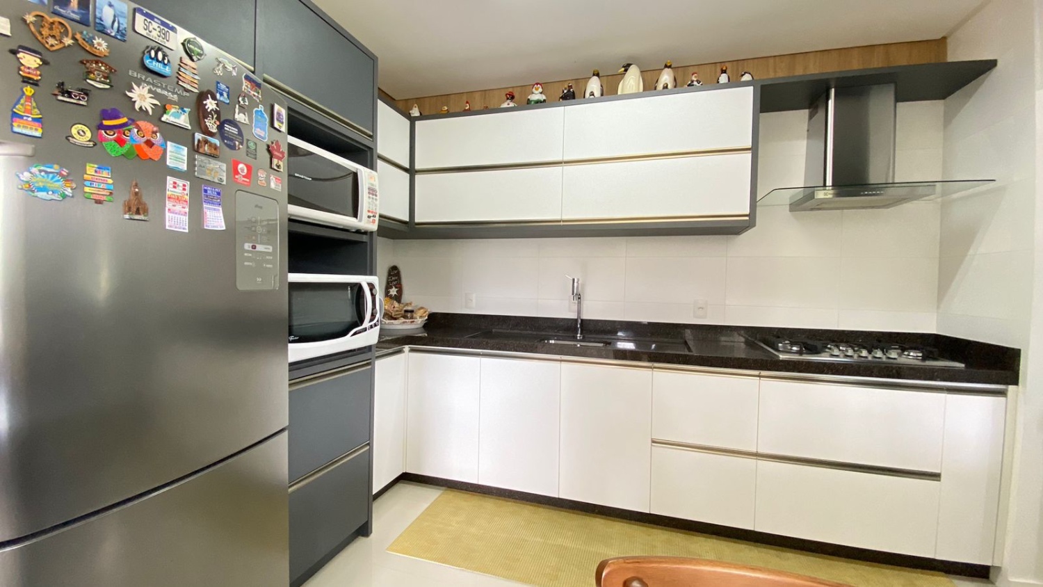Apartamento Ed. Farol Ponta do Mel em Balneário Camboriú - foto 5