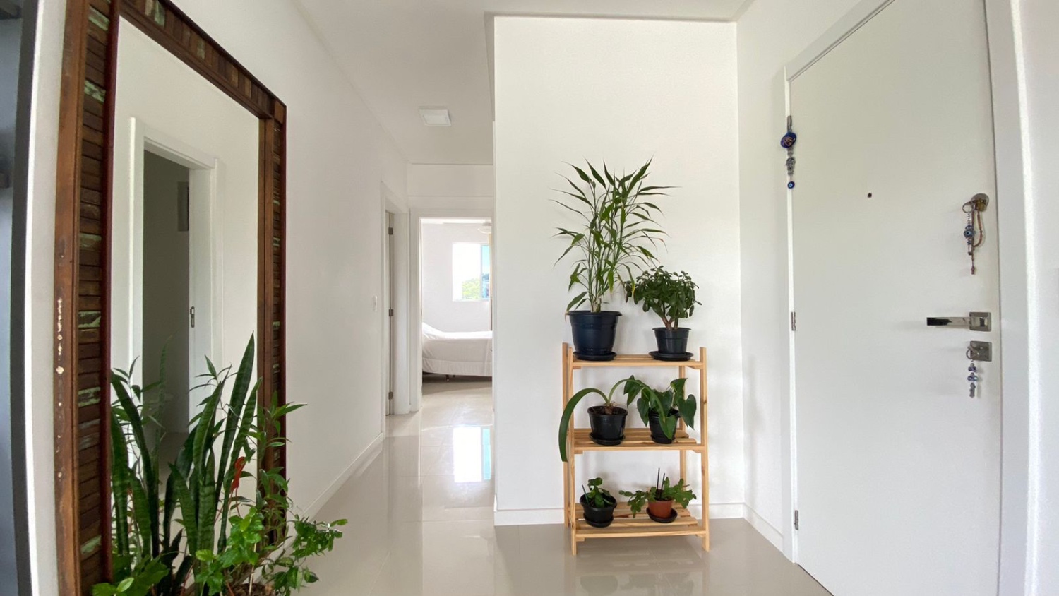 Apartamento Ed. Farol Ponta do Mel em Balneário Camboriú - foto 7