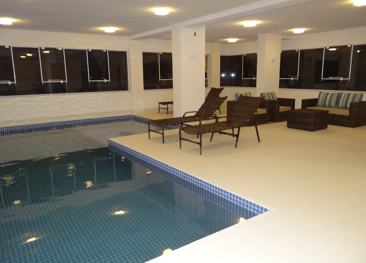 Apartamento Ed. Farol Ponta do Mel em Balneário Camboriú - foto 20