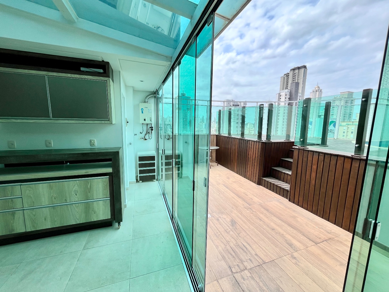 Cobertura duplex no Ed. Solar do Tamarindo em Balneário Camboriú - foto 6