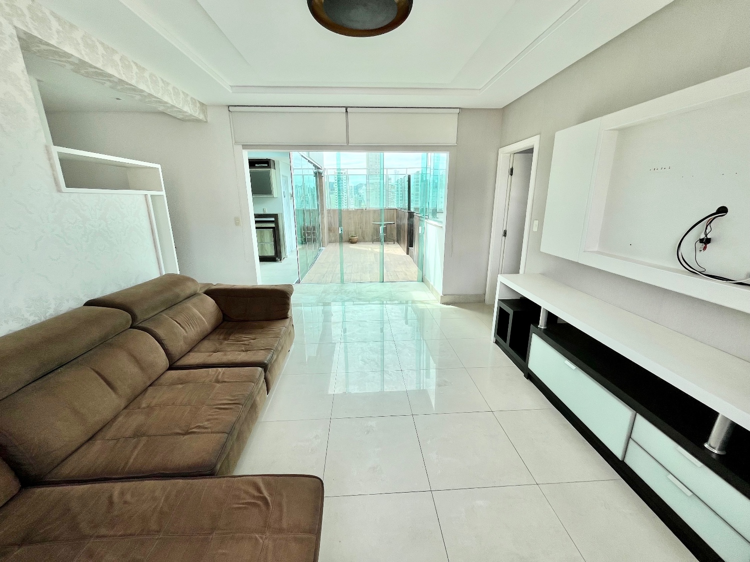 Cobertura duplex no Ed. Solar do Tamarindo em Balneário Camboriú - foto 9
