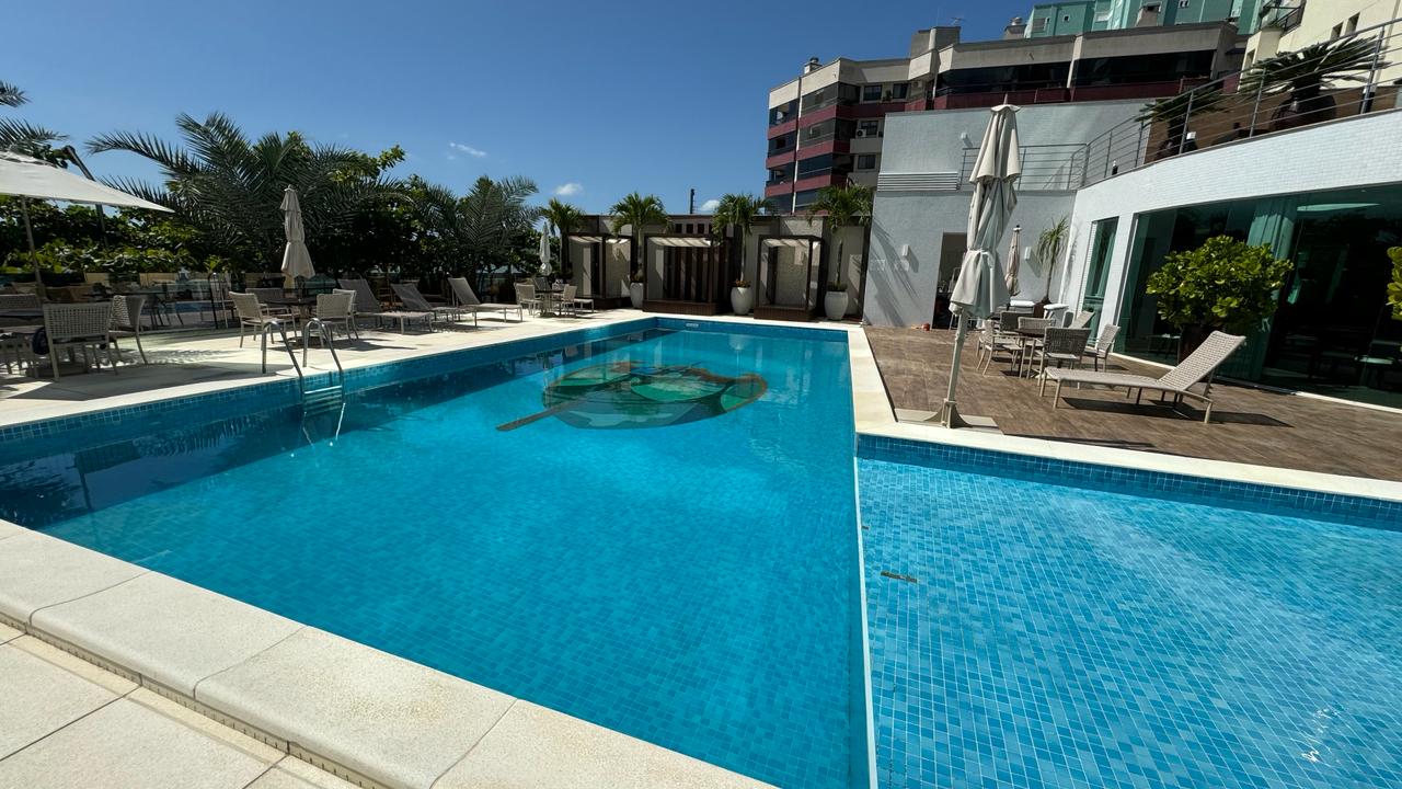Apartamento no Ed. Venezia Residenziale em Itapema - foto 29