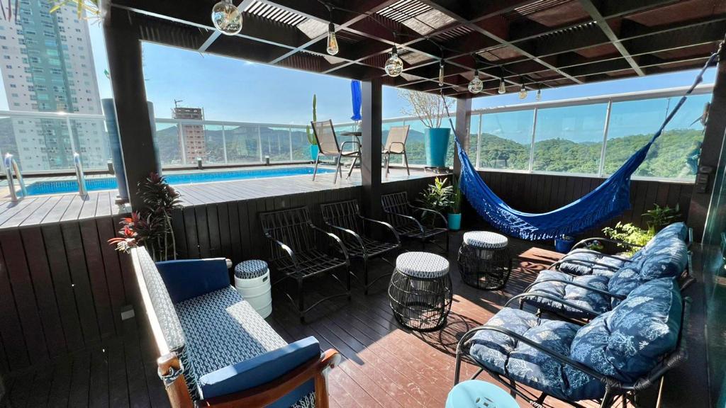 Cobertura triplex perto do mar no Ed. Ocean Tower em Balneário Camboriú - foto 5
