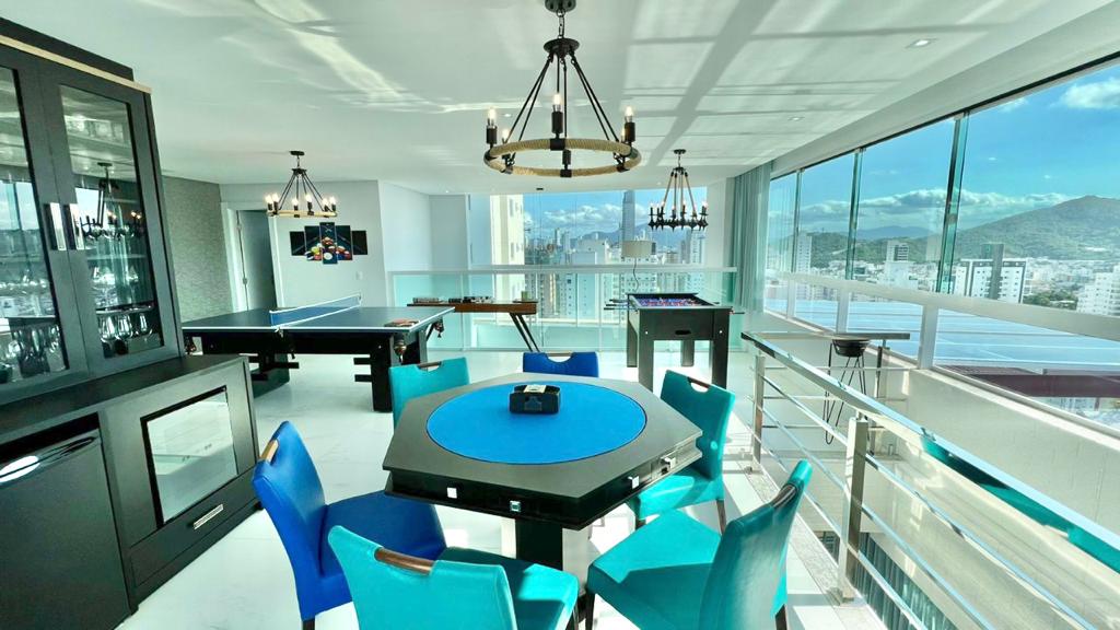 Cobertura triplex perto do mar no Ed. Ocean Tower em Balneário Camboriú - foto 7