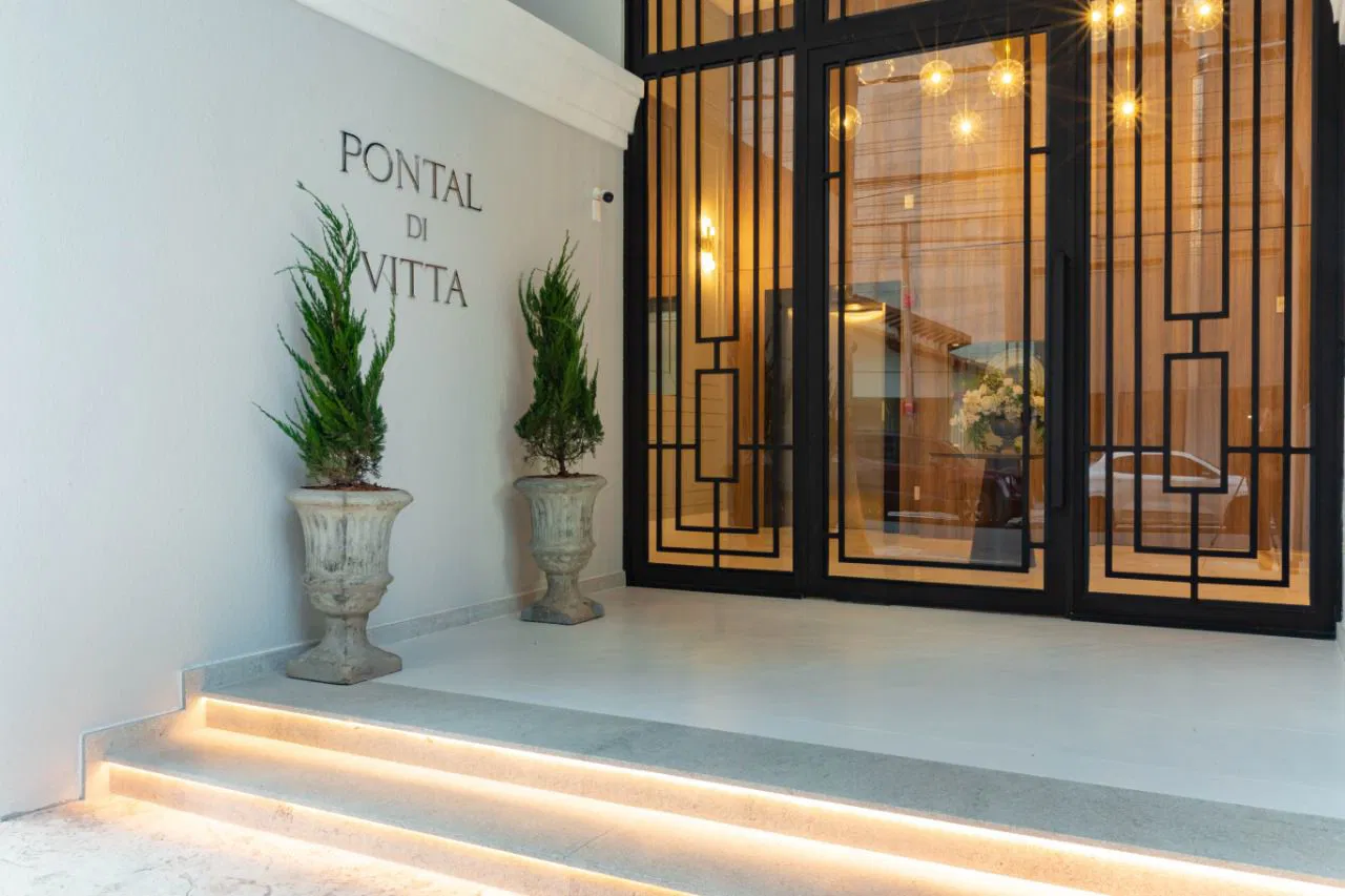 Apartamento no Ed. Pontal di Vitta Residence em Balneário Camboriú - foto 33