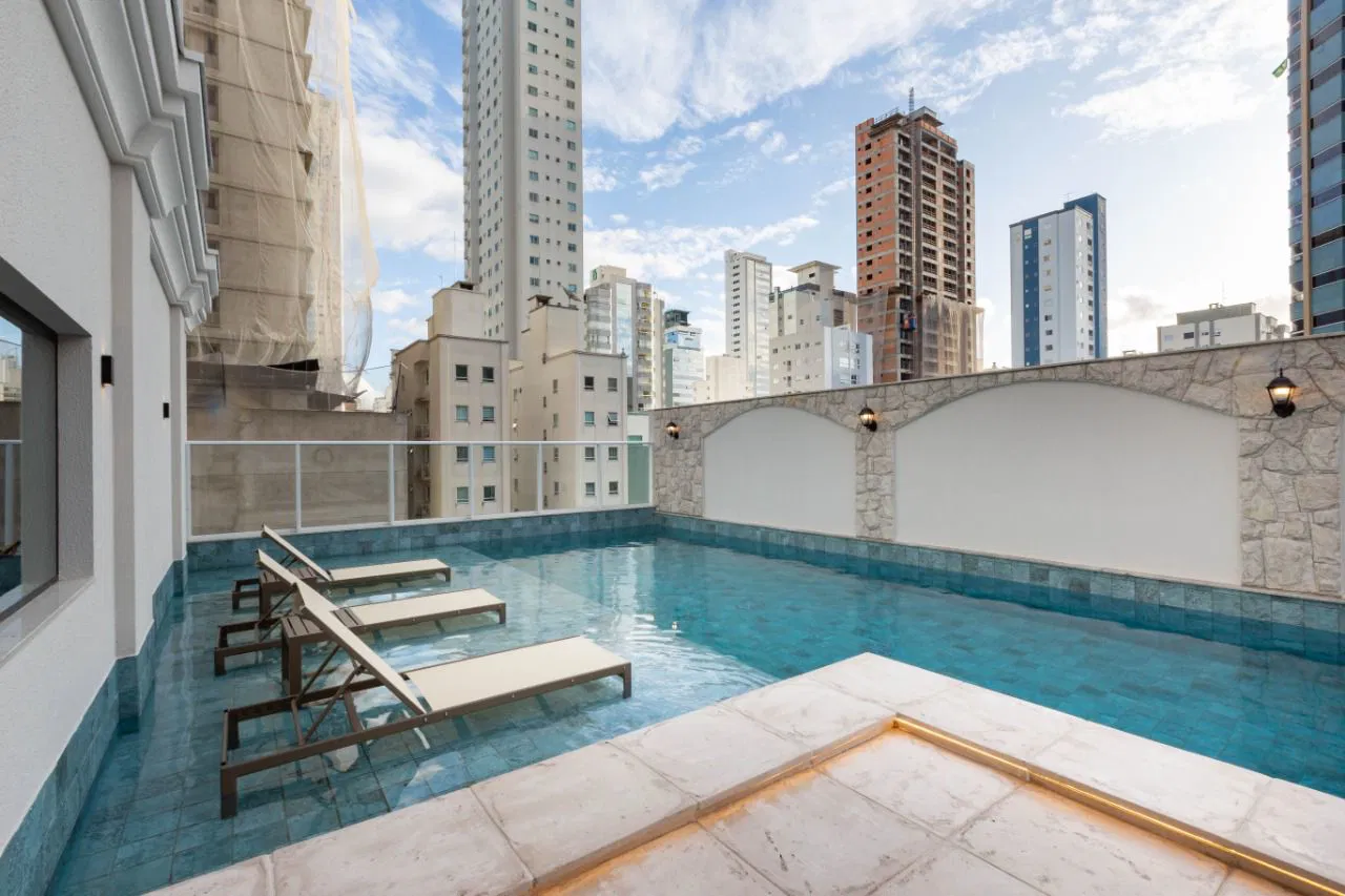 Apartamento no Ed. Pontal di Vitta Residence em Balneário Camboriú - foto 39