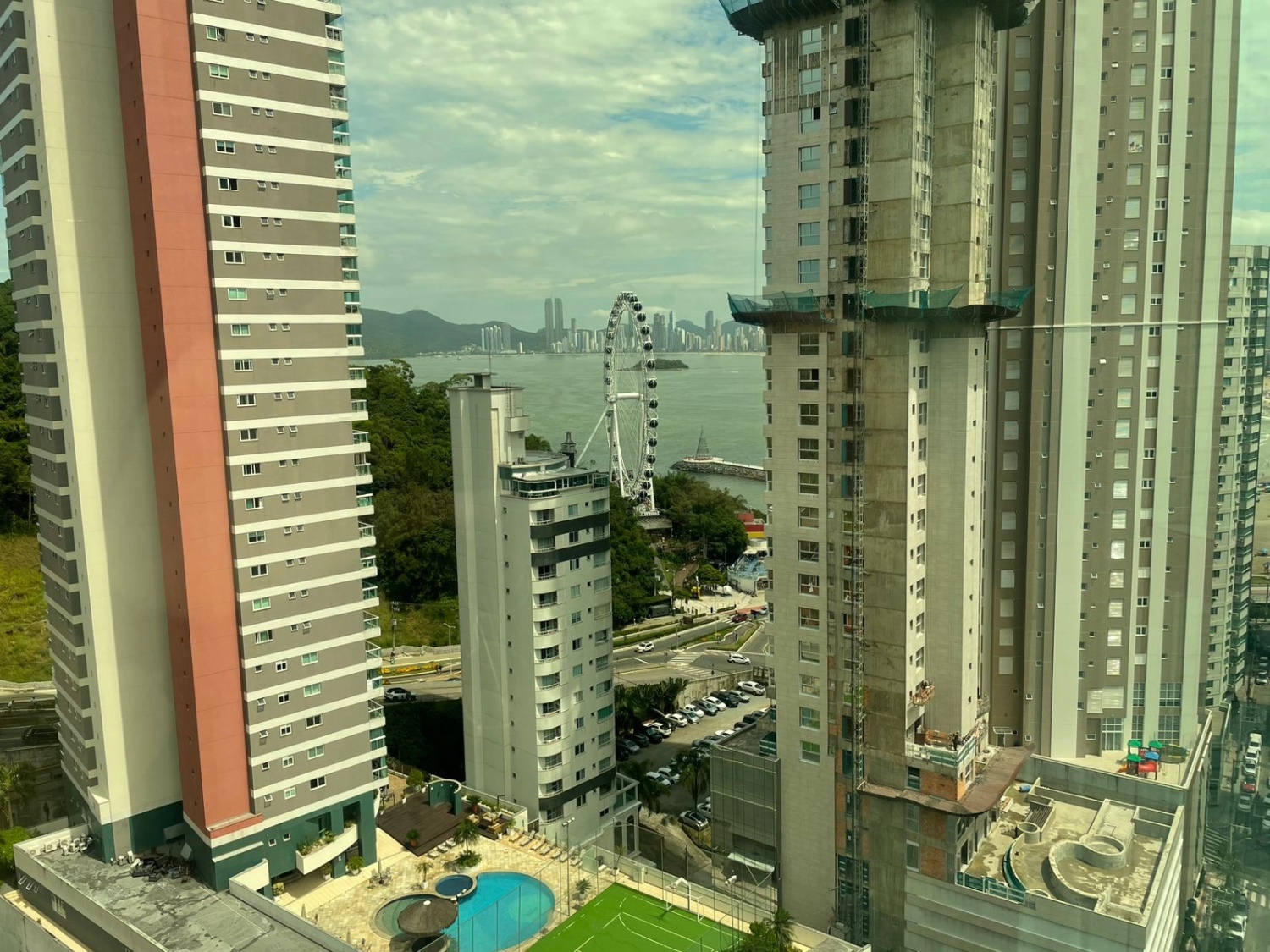 Apartamento no Ed. Bellas Artes Residencial em Balneário Camboriú - foto 15