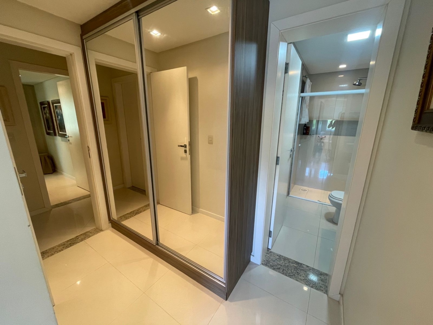 Apartamento no Ed. Bellas Artes Residencial em Balneário Camboriú - foto 21