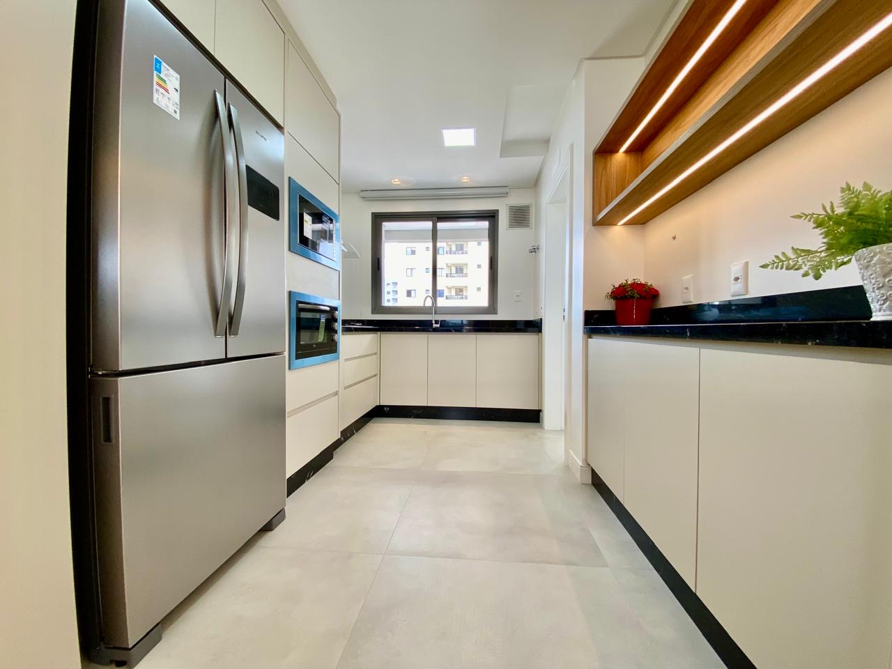 Apartamento no Ed. Home Square Residence no Centro de Balneário Camboriú - foto 5
