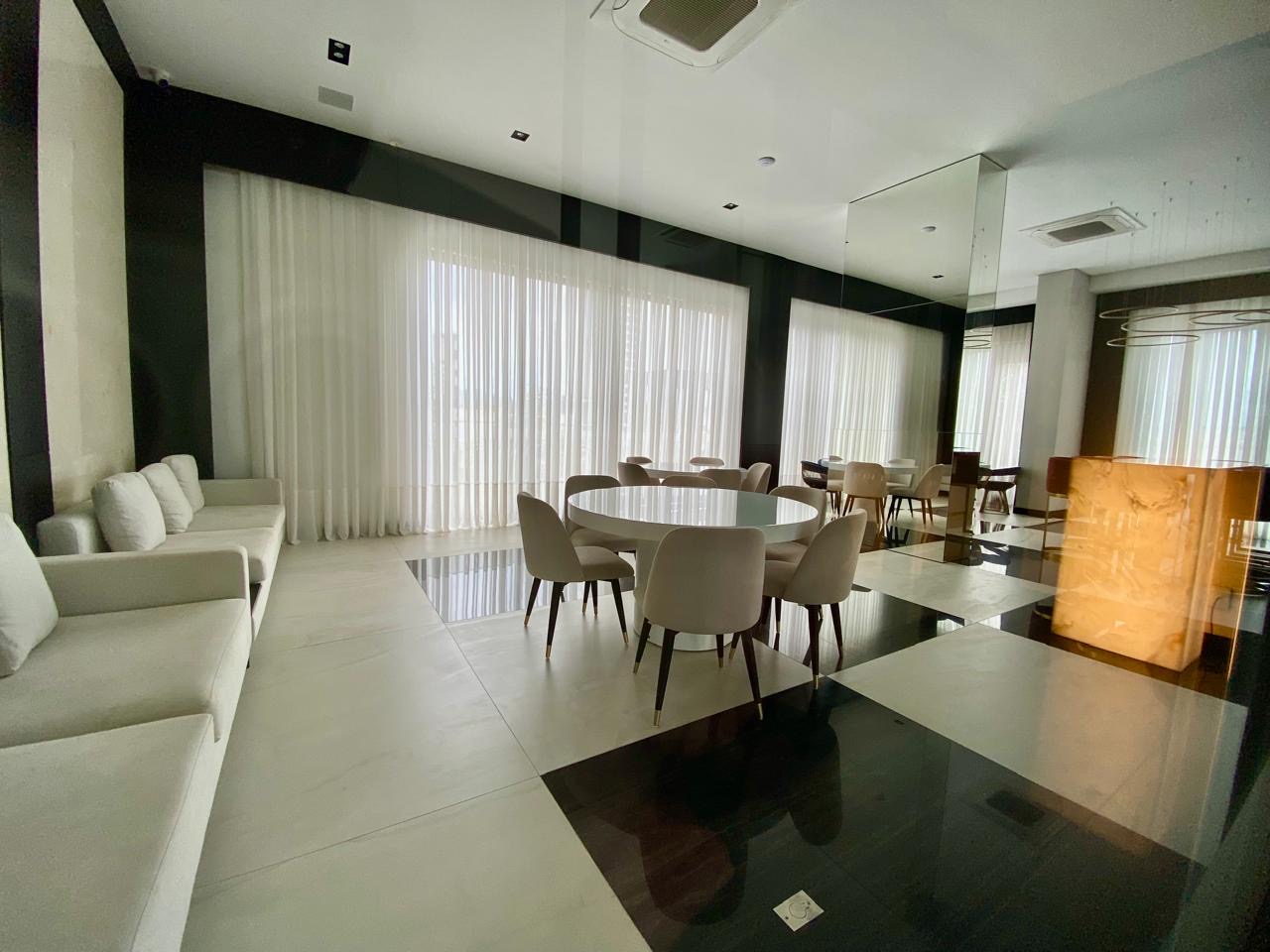 Apartamento no Ed. Home Square Residence no Centro de Balneário Camboriú - foto 20